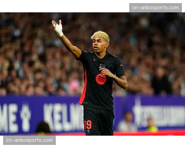 独家专访亚马尔:谈成长、压力与在巴萨的“梦幻般”赛季 独家专访亚马尔:谈成长、压力与在巴萨的“梦幻般”赛季